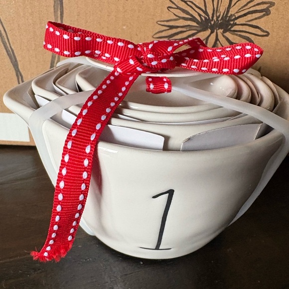 Rae Dunn Christmas Tree Measuring Cups with Red Ribbon - Picture 3 of 3